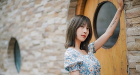 古力娜扎晒度假美照可爱似少女
